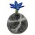 Filzblume auf Kiesel blau